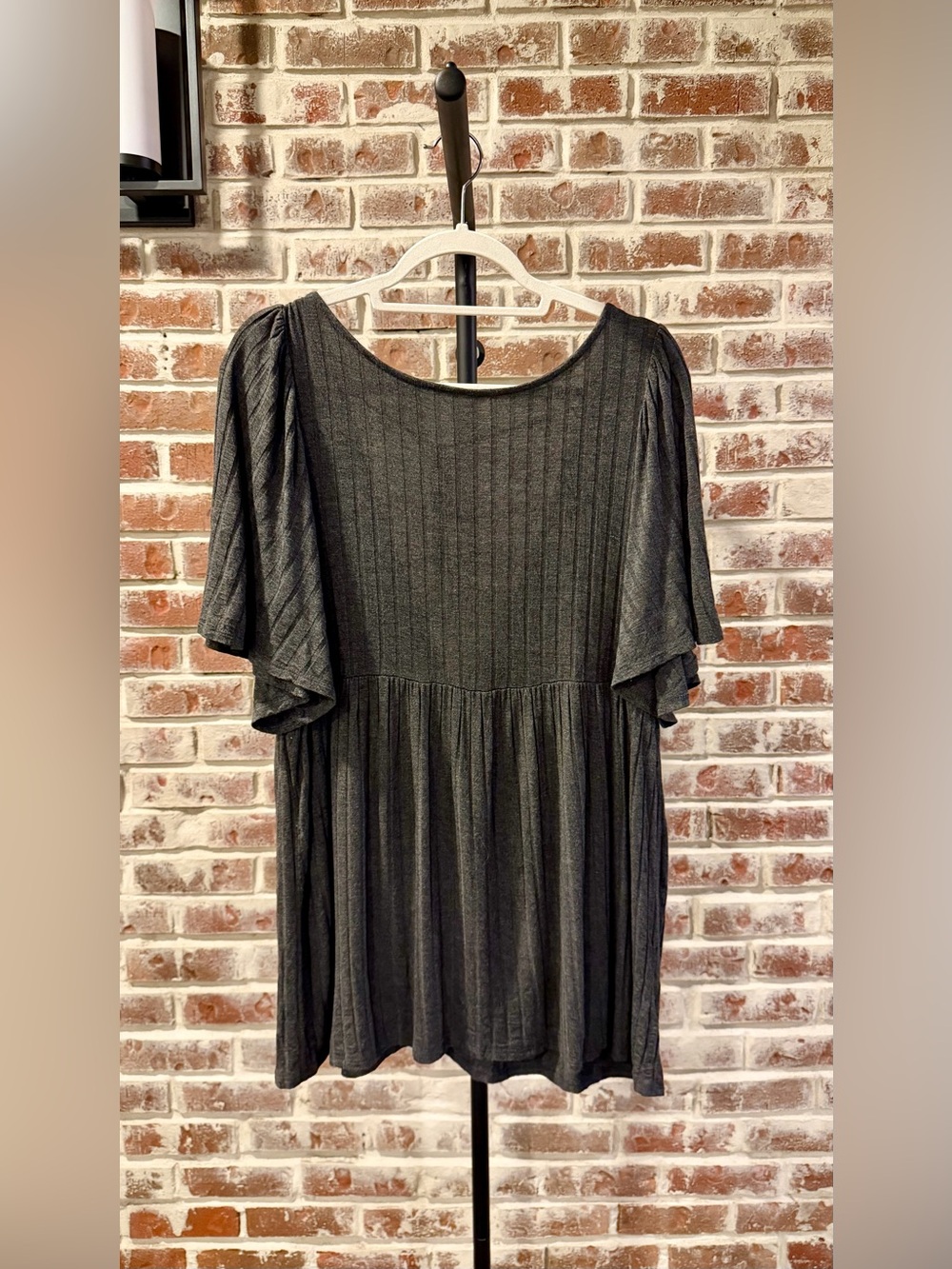 American Eagle Outfitters Charcoal Ribbed Flutter-Sleeve Tunic